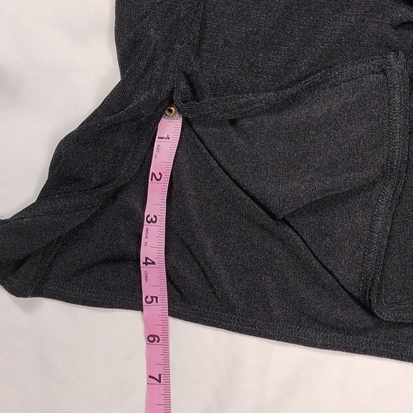 NWT Pretty little thing women's skirt size 6 - Picture 11 of 11